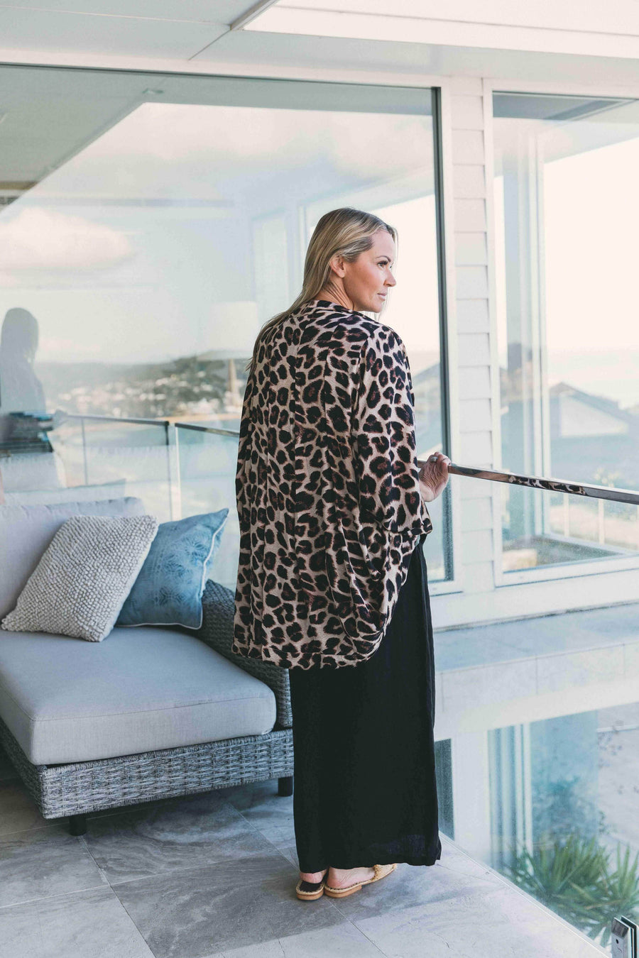 Alise Cocoon Kimono in Silky Leopard Print