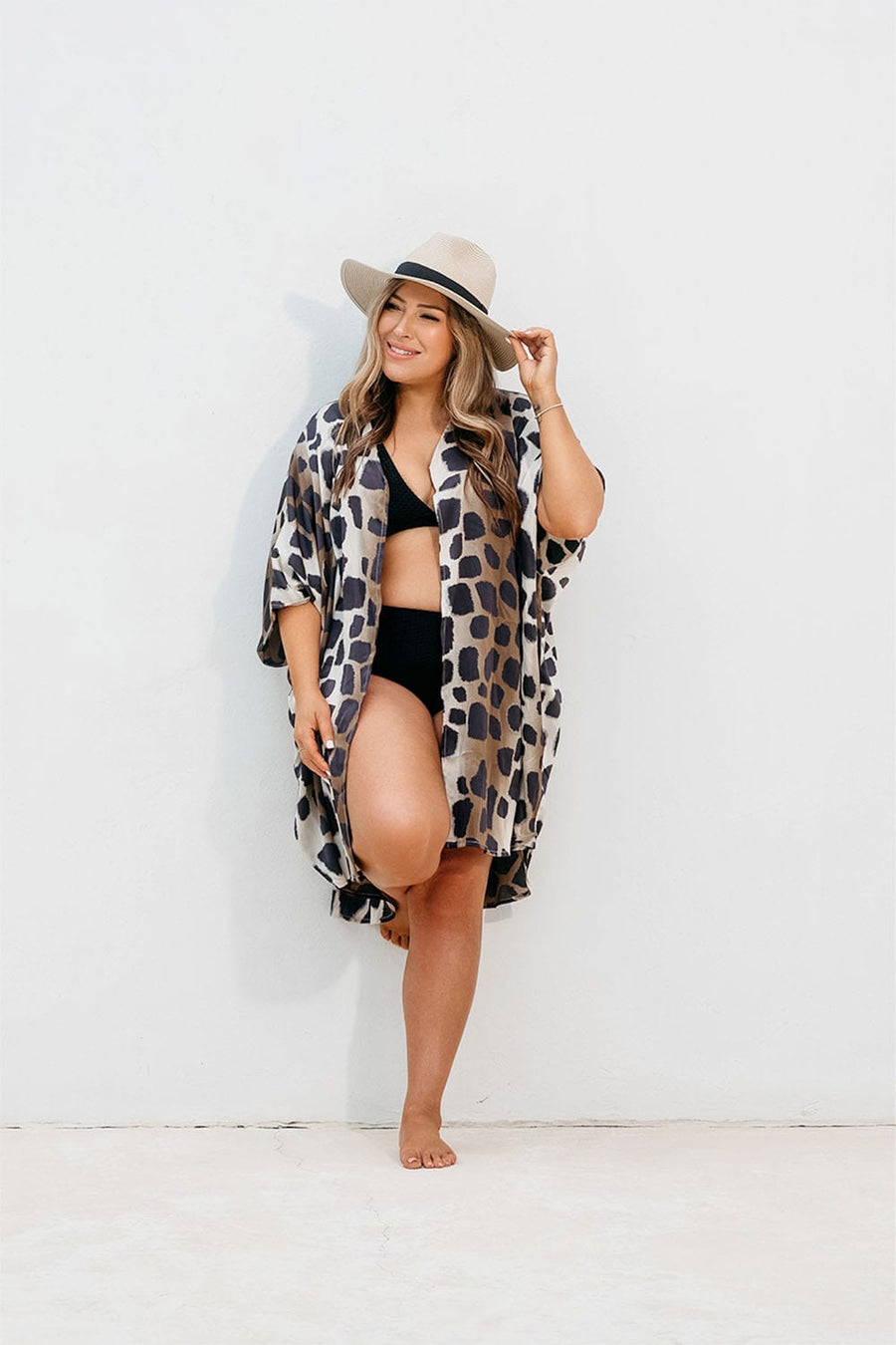 Seidiger Kimono mit Leopardenmuster